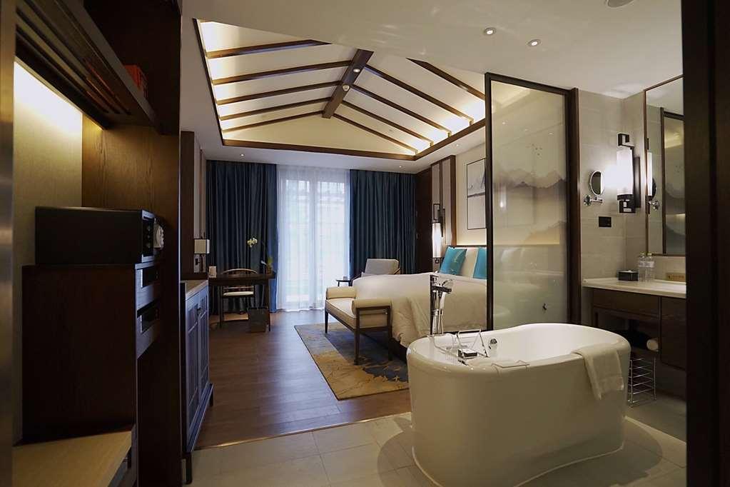Wyndham Guilin Pingle Hotel Стая снимка