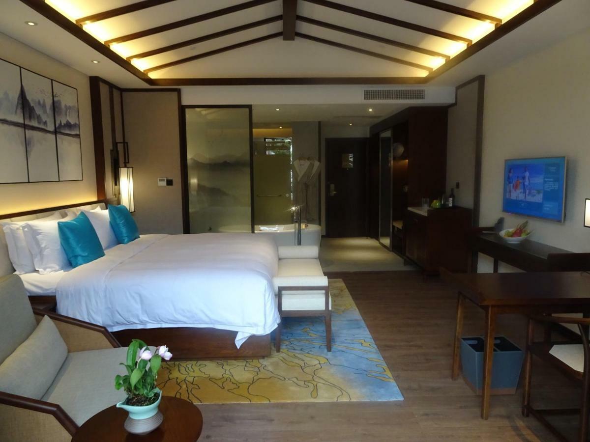 Wyndham Guilin Pingle Hotel Екстериор снимка