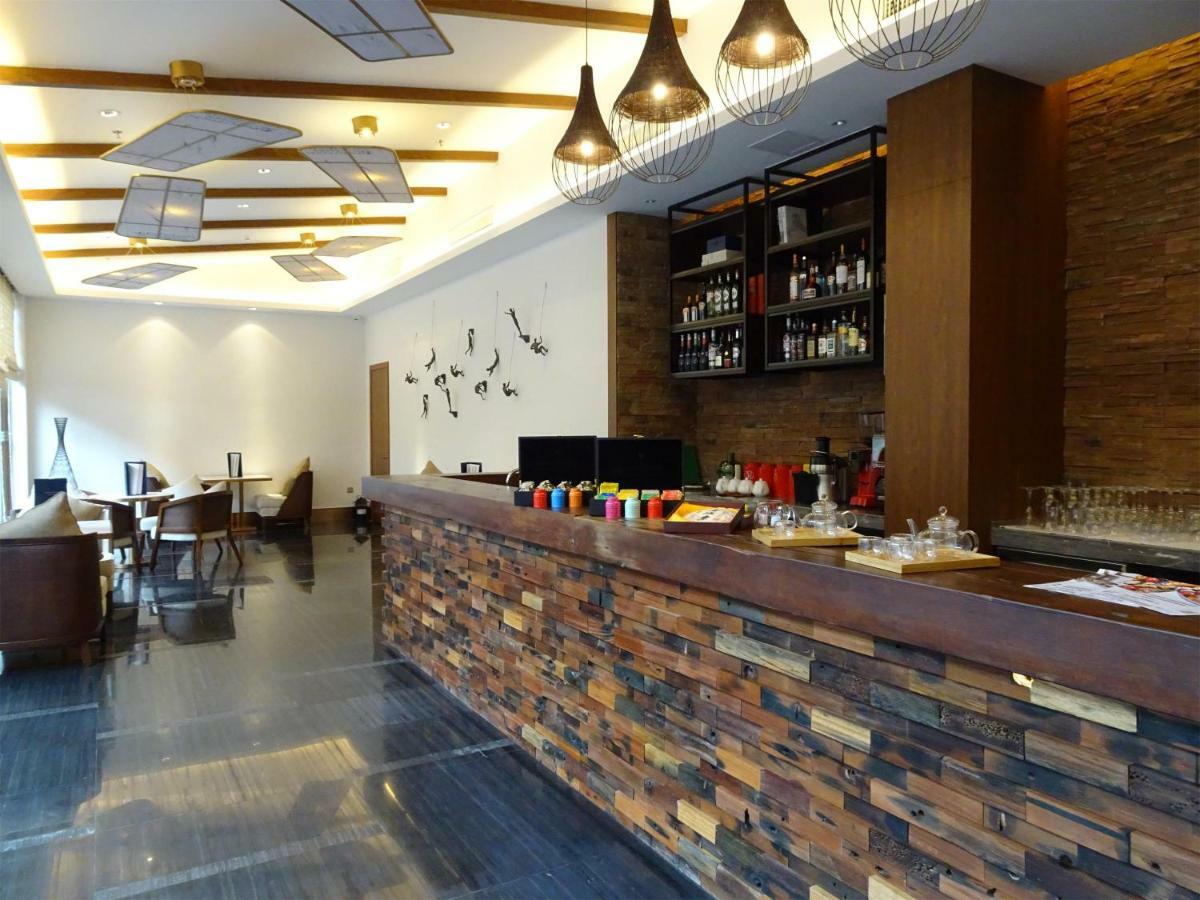 Wyndham Guilin Pingle Hotel Екстериор снимка